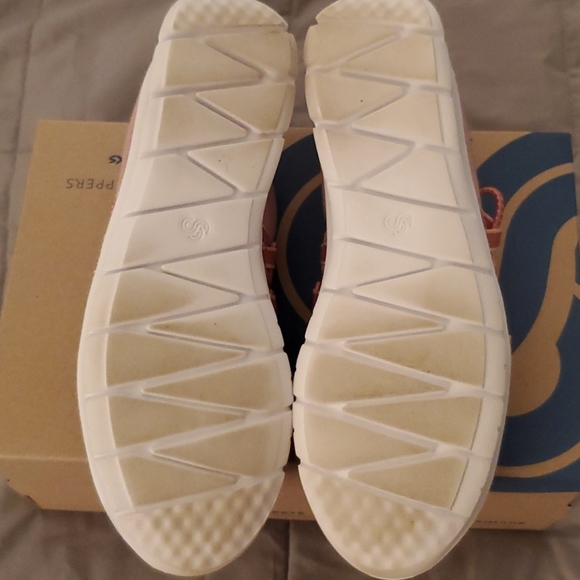 Clarks Sneakers - Picture 6 of 7